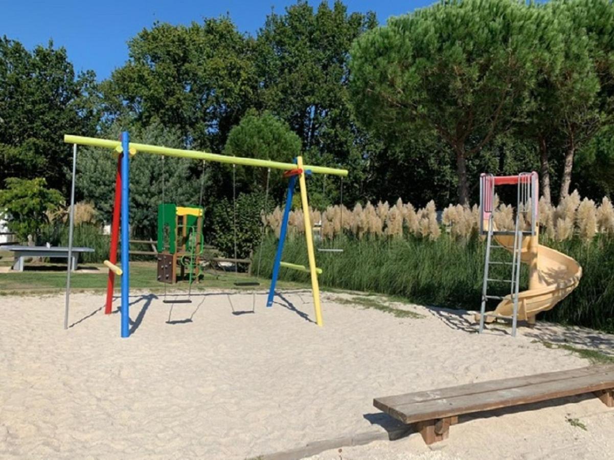 Hotel Camping La Chesnays Vendays-Montalivet Zewnętrze zdjęcie